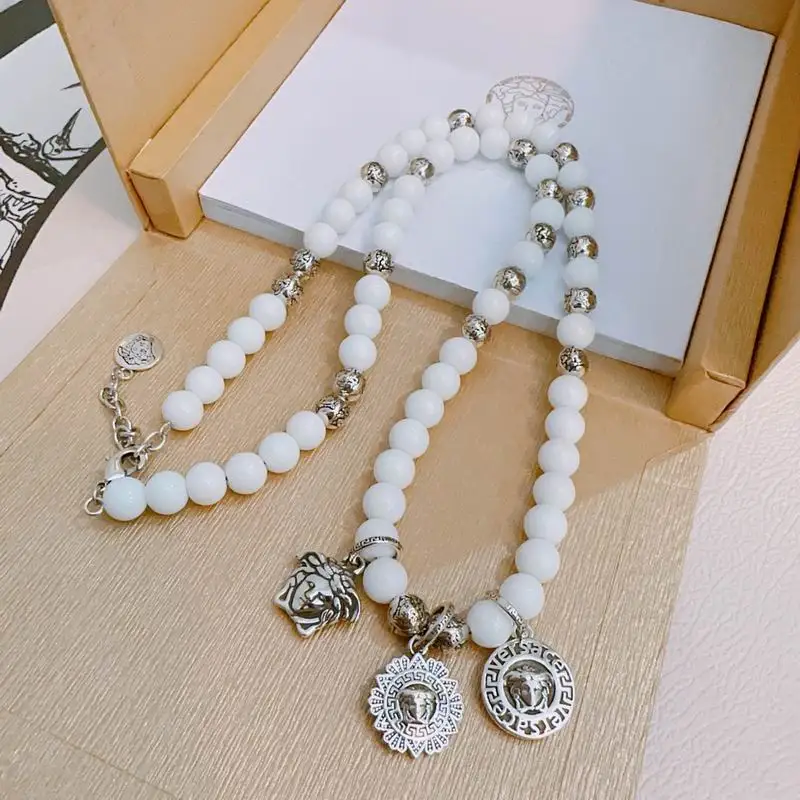 Versace necklace lyx223